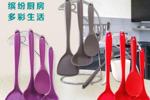 鴻坤偉業(yè)硅膠廚具有哪些優(yōu)勢？